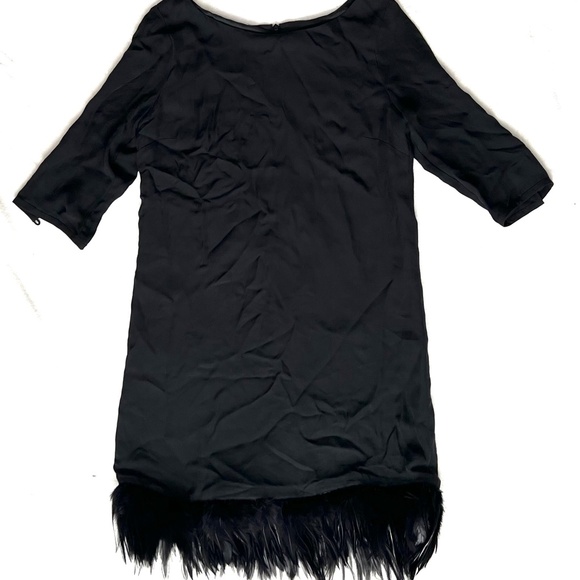 NWT Red Valentino Black 3/4 Sleeve Above Knee Dress with Feather Trim Size 44 - Picture 1 of 11